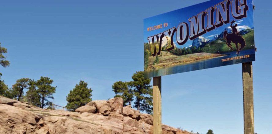 wyoming-sign-889x500