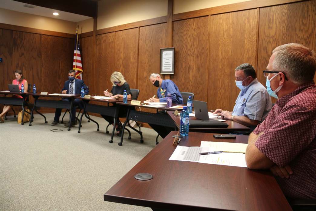 Sheridan County School District 1 Brings Back Mask Mandate Sheridan