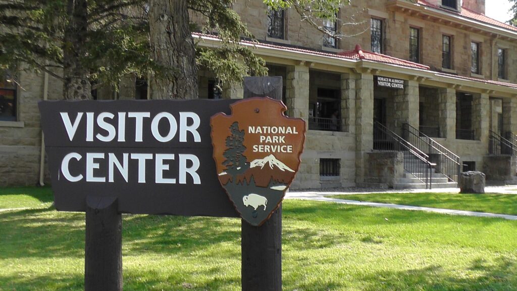 Yellowstone NP October 2024 Visitors Numbers Show 2nd Busiest October