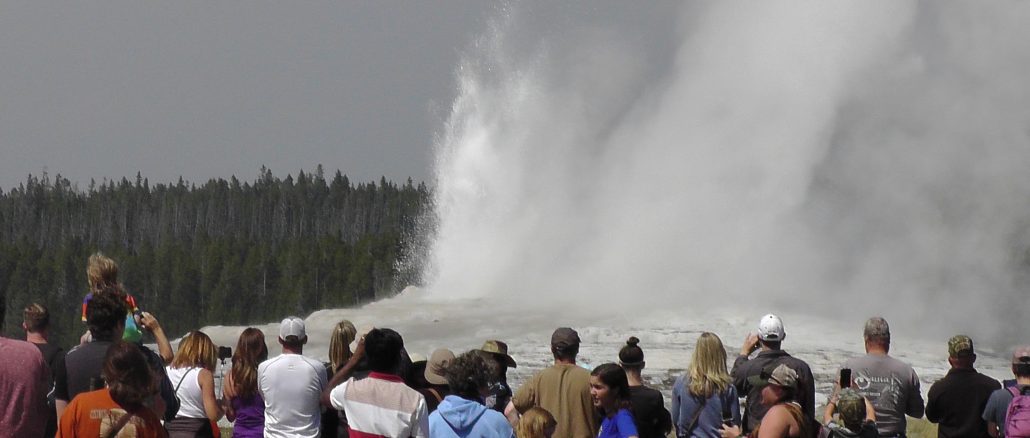 Old Faithful - Yellowstone NP