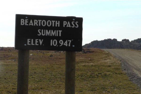 Beartooth Highway And Dunraven Pass To Open For Summer 2025 Traveling ...