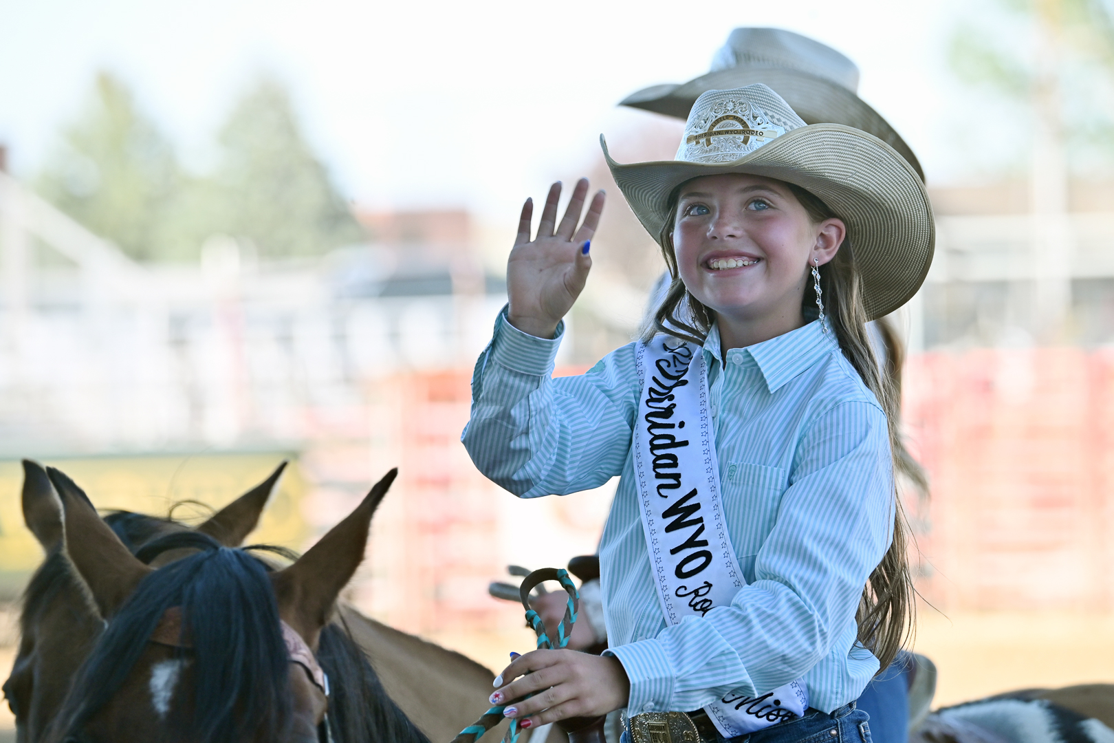 Former Sheridan College Saddle Bronc Rider Zeke Thurston Wins 4th